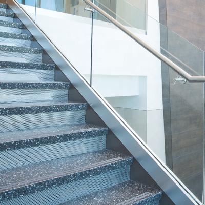 China Durable Stainless Steel U Channel Balcony Railing Case Stair Glass Railing for sale