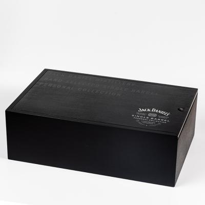 China Handmade High Quality Black Lacquer Finished Custom Wooden Wine Box With Sliding Lid for sale