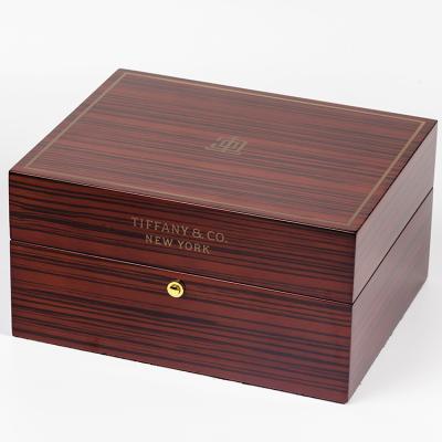 China 17 Years Factory Wooden Box Recyclable For Luxury Brand Package for sale