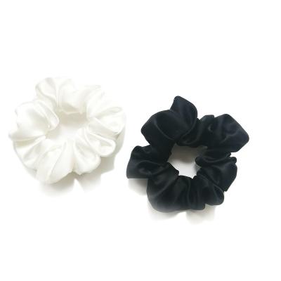 China 2021 Hot Style Luxury High Quality 100% Mulberry Silk Hair Scrunchies For Hair Silk Hair Ties Elastics For Girls for sale