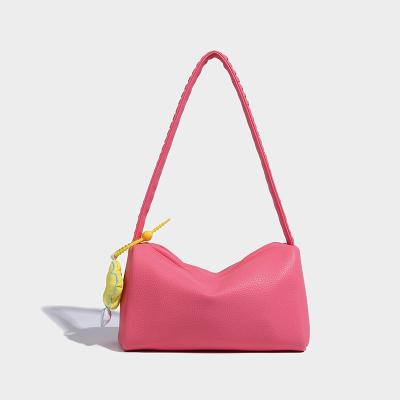 China Fashion popular bag small for women's new fashion sense texture niche pillow bag 2022 the top of the summer one shoulder armpit bag for sale