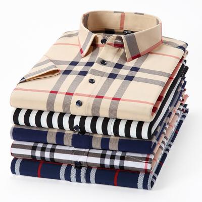 China 2021 new arrival plaid anti-pilling shorts sleeve slim fit faddish business England style casual shirts for men for sale