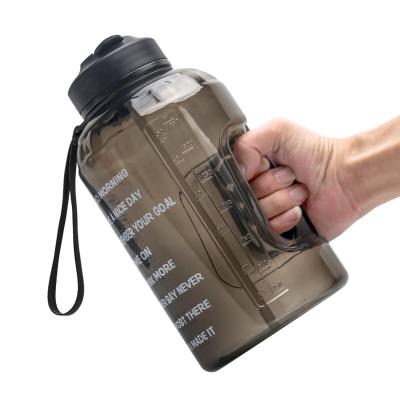 China 2021 Sustainable Portable Large Capacity Water Ton Bucket Plastic Cup PETG Fitness Water Bottle for sale