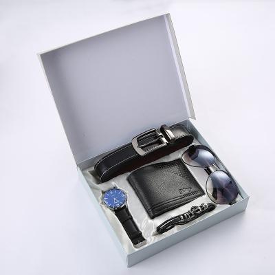 China Luxury Gift 5pcs/Set New Custom Automatic Date RTS Mens Watches With Wallet Belt Sunglasses Pen Keychain Sets For Men Boyfriend for sale