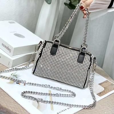 China Luxury high quality fashion and bling rhinestone money purse for women fashion 2021 new design money purse bling rhinestone purse for sale