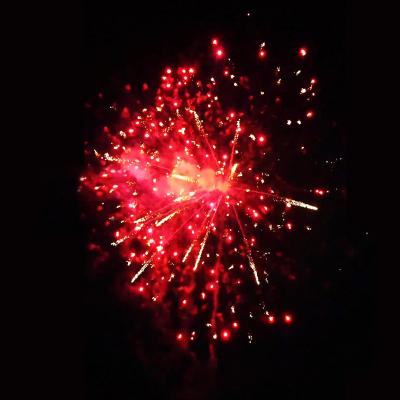 Cina Fabbrica cinese all'ingrosso 1,2'' Inch Sky Colorato 1,4g Consumer Cake Fuochi d'artificio per la celebrazione Fuori grande fuochi d'artificio pirotecnica in vendita