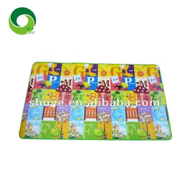 China Eco Friendly Folding Folding Waterproof Kid's Play Mat for sale