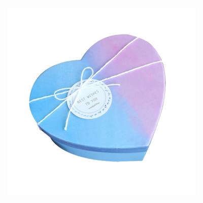 China Recyclable Wholesale Free Sample Factory Price Heart Shape Acrylic Flower Box for sale