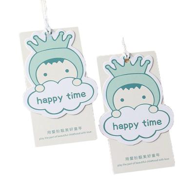 China Sustainable Custom Clothing Hang Tags Dangle Clothing Tags Label for sale