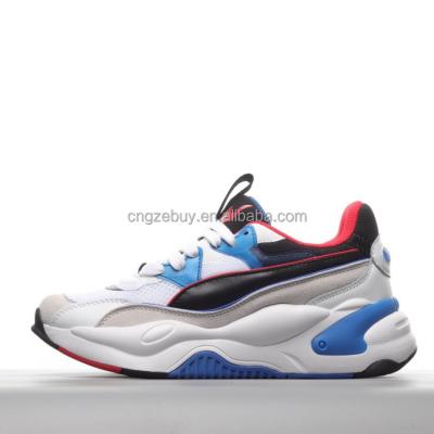 China Activies Sports Shoes Factory Hot Sale Male Outdoor Big Size Sneakers Trainers Shoes For Men And Women for sale