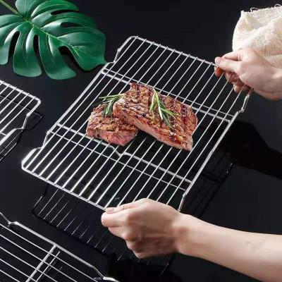 China Commerical Half of Disposable Factory Aluminum Cake Tray and Stainless Steel Round Wire Cooling Racks for Baking for sale