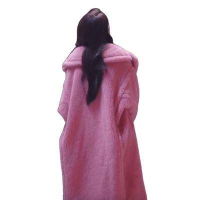 China 2022 Women's Pink Fluffy Anti-Wrinkle Nan-Tchang Auyan Lamb Teddy Bear Coat for sale