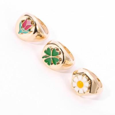 China Nan-Tchang Auyan Cute Fashion Tulip Soft Four Leaf Clover Ring Combination Set for sale