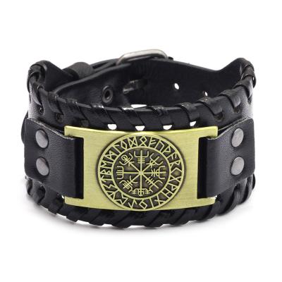 China FASHIONABLE Hot Sale Men's Jewelry Norse Metal Wide Symbol Engraved Genuine Leather Viking Compass Bracelet for sale