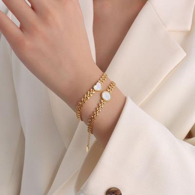 China Vintage Personalized 18k Gold Plated White Stainless Steel Wheat Chain Seashell Heart Link Bracelet for sale