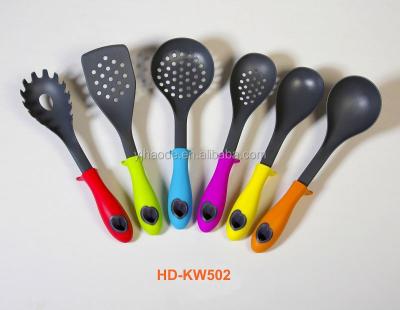 China Food Grade Sustainable Nylon Kitchenware Cooking Cooking Utensils With Tools for sale