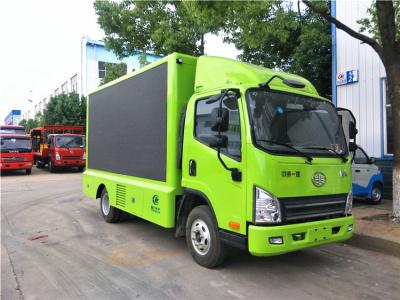 Cina 15 kW FAW Mobile LED Display Truck, 110 km/h Mobile Billboard Advertising Truck in vendita