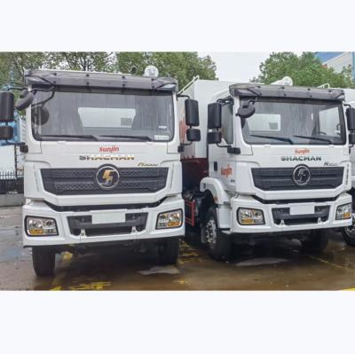 Chine Camion d'alimentation en vrac efficace pour l'alimentation en vrac ou en granulés à vendre