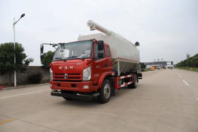 China 9460 ml Verplaatsing Bulk Feed Truck 9000×2450×3800 mm band 7.00-16 Te koop