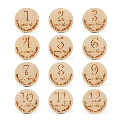 China Europe Custom Hexagon Print Baby Photography Disc Cover Marker Wooden Flower Wood Around Monthly Milestone Card Photo Prop for sale