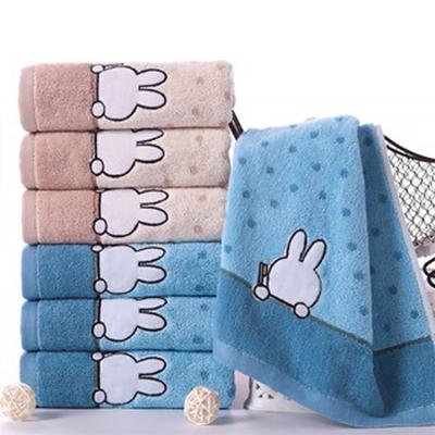 China QUICK DRY Custom Shower Towels With Design Rabbit Cotton 70*140cm Bath Towel For Kids And Adults for sale