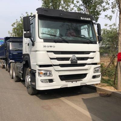 China motores de la mano de la cabeza 371HP segundo del tractor 6x4 en venta