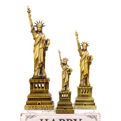 China 2022 Hot Selling Europe Novelty Gifts Amazon Products Metal Building Model Figurine For Souvenir Gifts for sale