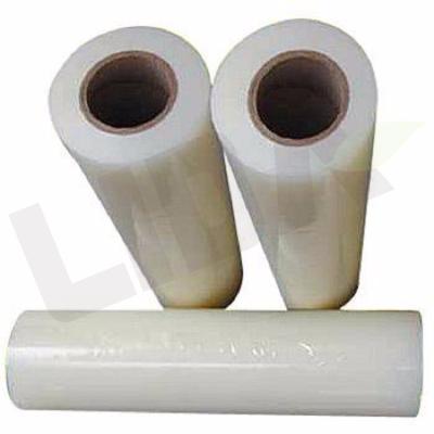 China Waterproof Transparent Plastic Packaging Polyethylene Stretch Film Roll for sale