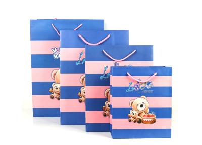 China Toy Packaging Paper Gift Bags Bear Pattern Printing For Infant Clothing for sale