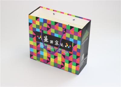 China Eco - Friendly Shopping Paper Gift Bags With Logo Customized Printing for sale