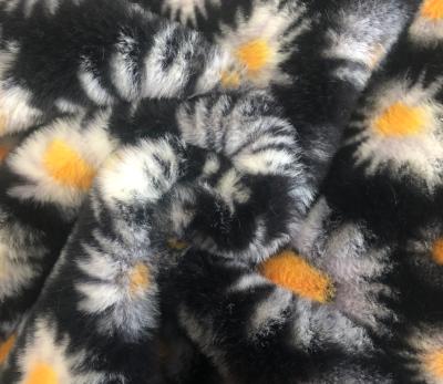 China Viable Viable In Stock 100% Polyester Daisy Flower Faux Rabbit Fur Fabric For Coat Jacket for sale