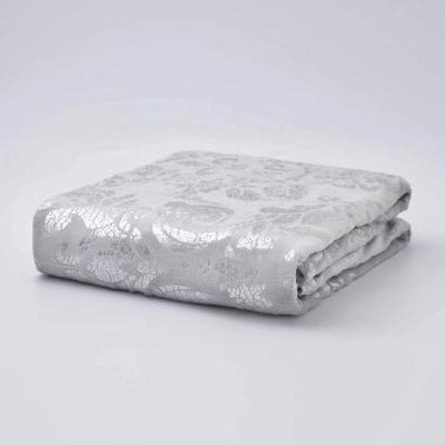 China Hot Designer Brand Wholesale Luxury Printing Elegant Silver Gray Custom Flannel Polar Fleece Blanket for sale