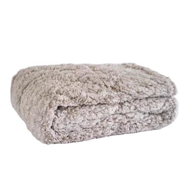 China Free Sample Warm Sand Color Cream Fluffy Warm Plain Pastoral Fleece Throw Blanket for sale