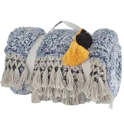 China Hot Designer Brand Free Sample Tassels Sherpa Fleece Modern Customized Blanket for sale