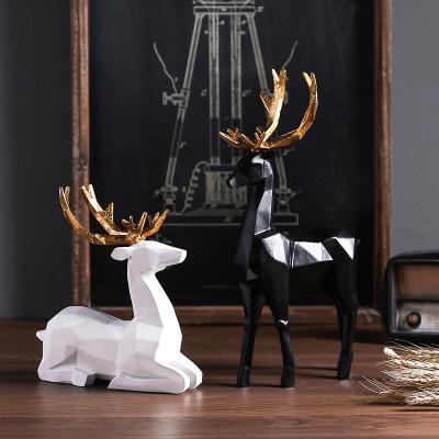 China World Nordic Resin Geometric Elk Ornaments Simulation Origami Deer Living Room Wine Cabinet Resin Animal Ornaments for sale