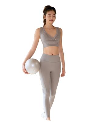 China New Fashion Breathable High Quality Women Workout Yoga Sets Active Two Piece Set Women Gym Wear Set for sale