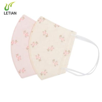 China Foldable Hospital New Moon Shape Disposable Face Dust Protective Masks for sale