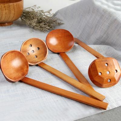 China Wholesale Wooden Pot Viable Hot Strainer Spoon Ajisen Ramen Soup Spoon Solid Wood Spoon for sale