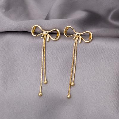 China Trendy Korean Style Gold Tassel Earrings Statement Flower Drop Earrings Jewelry For Women Gift for sale