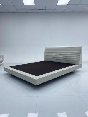 China Upholstered Modern Minimalist Italian Bed No Folded for sale