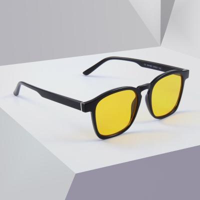 China Wholesale Cheap Plastic Sunglasses 2019 Fashion Sunglasses High Quality Unisex Outdoor Glasses for sale