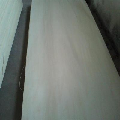 China Chinese Plywood 0.50mm Rotary Cut Bleeched Poplar Face Wood Veneer For Plywood Making for sale