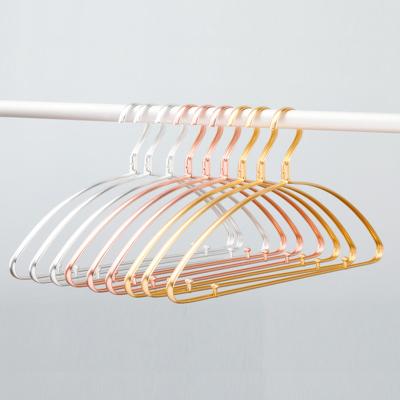 China Modern Heavy Duty Aluminum Metal Dress Hanger Coat Cloth Cloth Rack Custom Hangers For Clothes for sale