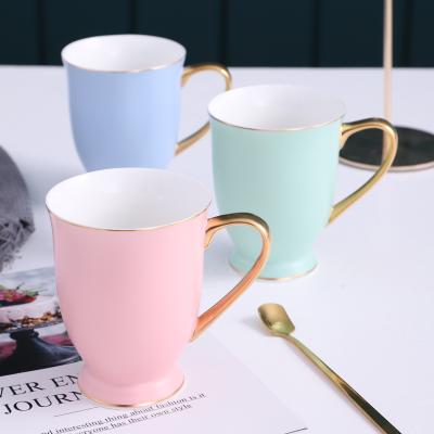 China QYD Viable Wholesale Cheap Coffee Mug 11oz Matte Gold Handle Color Pink Colorful Luster Ceramic Tea Cup 340cc for sale