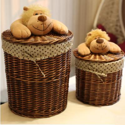 China Large Viable Wholesale Wicker Laundry Baskets With Lid With Toy Animal Handle for sale