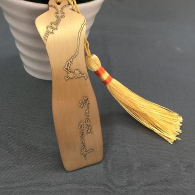 China Whosale Chinese Classical Cheongsam Shaped Brass Gold Ribbon Bookmark for sale