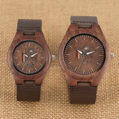 China Premium Quartz Coffee Leather Band Day/Date Walnut Wood Handmade Wristwatch Watch For Men And Women Luxury for sale