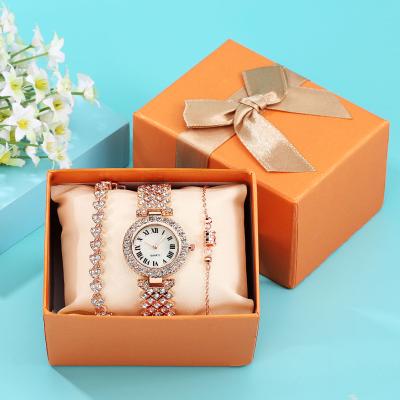 China Elegant Day/Date Diamond Watch Bracelet Set Alloy Case Quartz Watch For Women Lady for sale