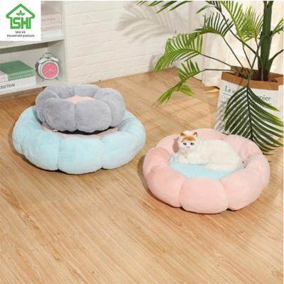 China Viable Manufacturer Wholesale Colorful Luxury Donut Faux Fur Round Plush Dog Pet Cat Bed for sale