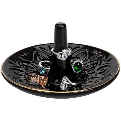 China Creative Design Porcelain Key Dish Black Jewelry Ring Tray Home Decor Luxury White Ceramic Dish Creative Trinket For Jewelry Organizer for sale